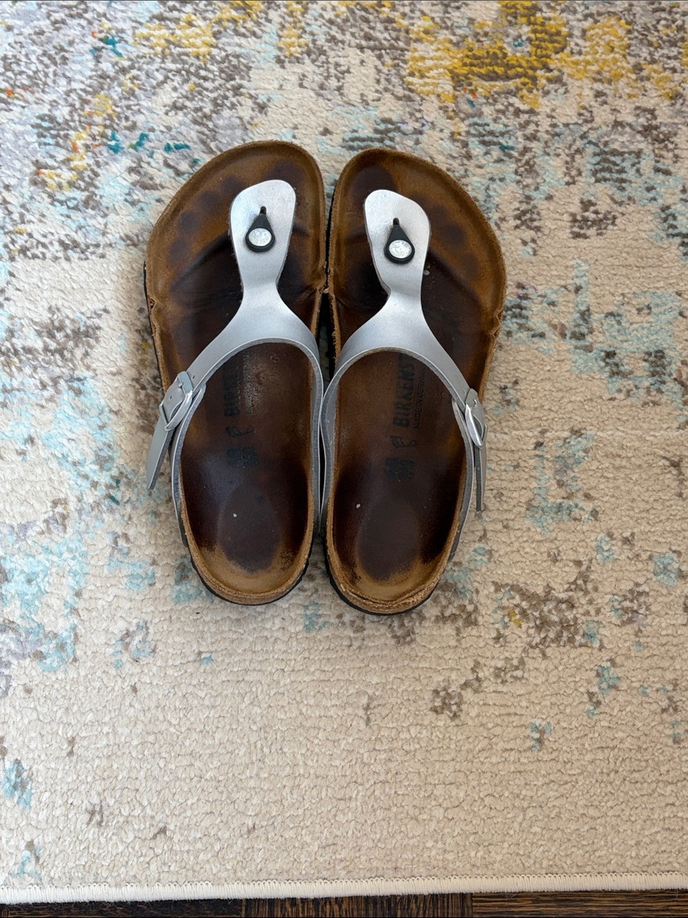 Birkenstock Gizeh size 40 9 women’s silver